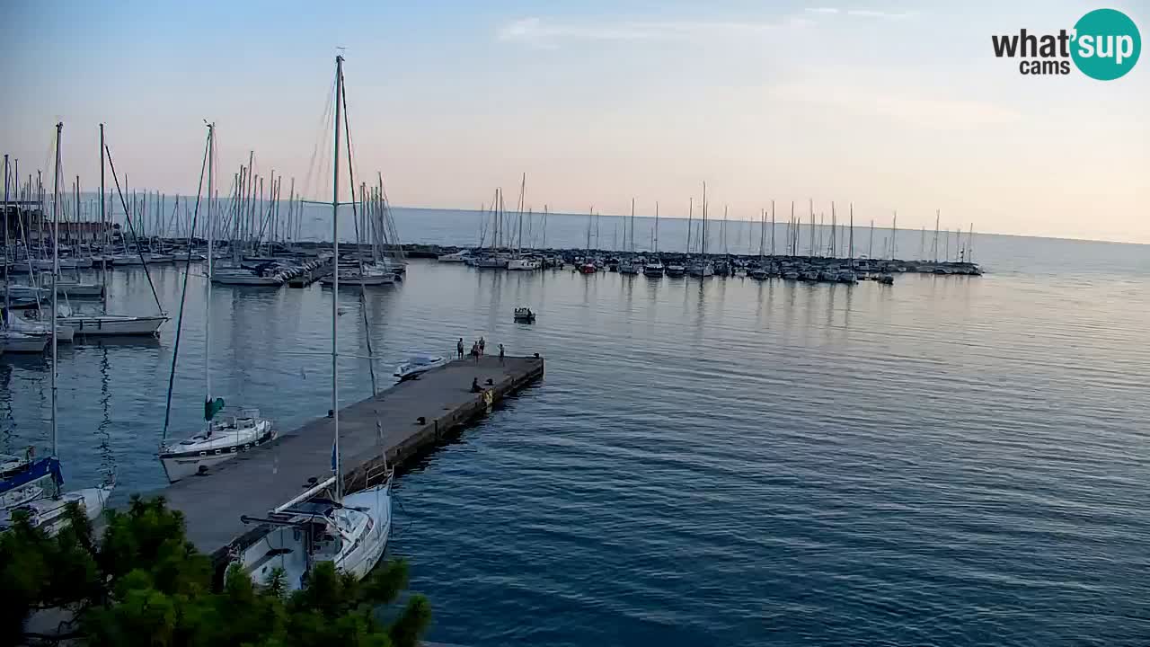 Webcam Baie de Sistiana – Vue en direct de la marina et de la baie