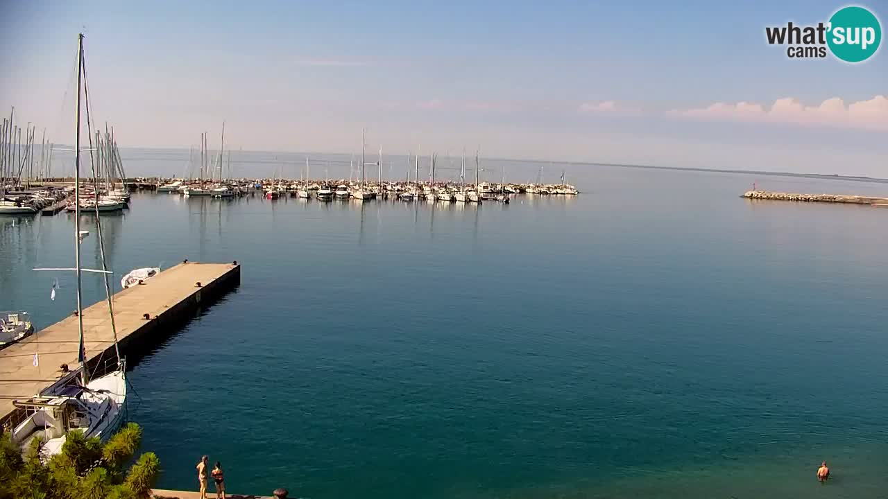 Web kamera Sistiana Uvala – Pogled uživo na marinu i zaljev