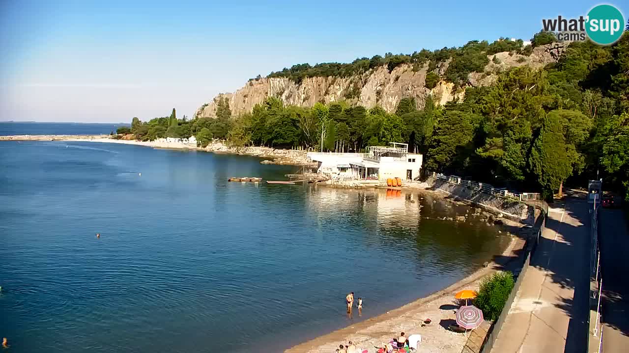 Web kamera Sistiana Uvala – Pogled uživo na marinu i zaljev