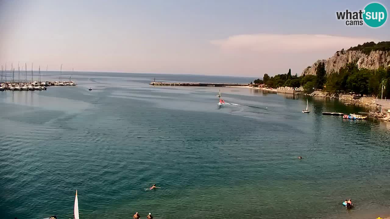 Webcam Bahía de Sistiana – Vista en directo del puerto deportivo y la costa