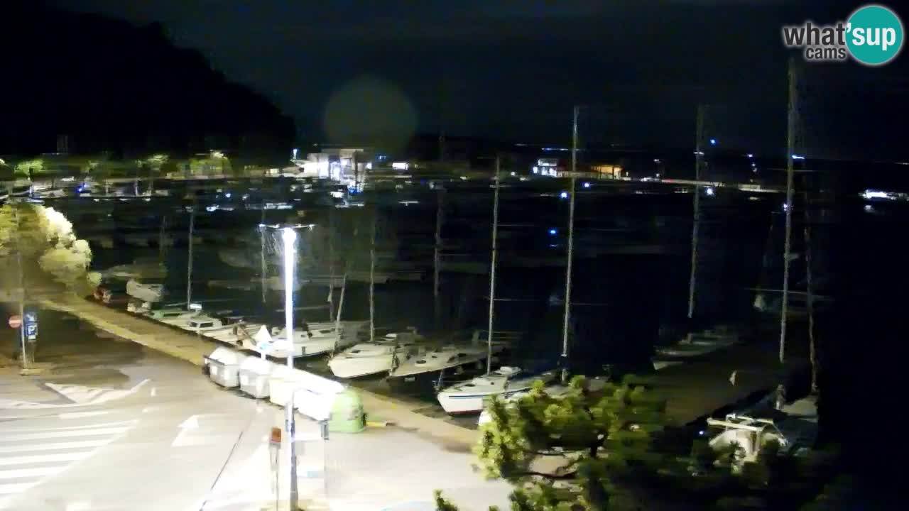 Web kamera Sistiana Uvala – Pogled uživo na marinu i zaljev