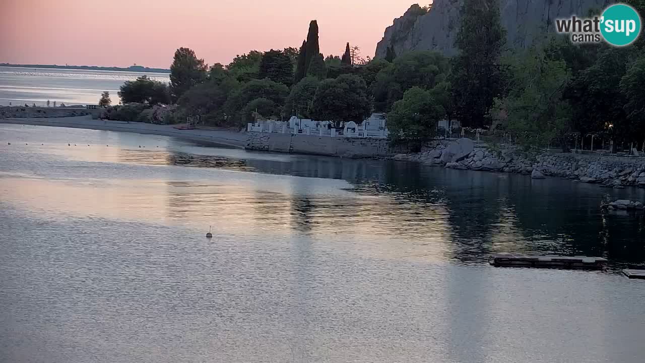 Web kamera Sistiana Uvala – Pogled uživo na marinu i zaljev