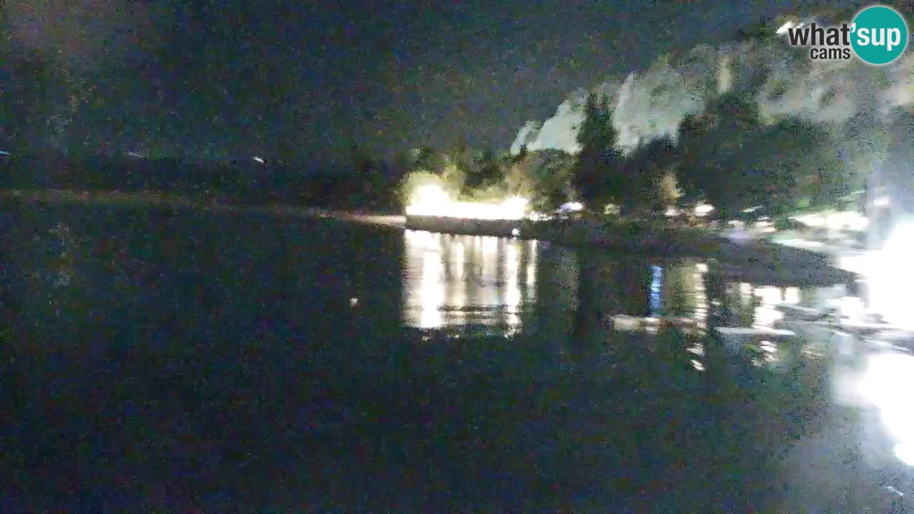 Web kamera Sistiana Uvala – Pogled uživo na marinu i zaljev