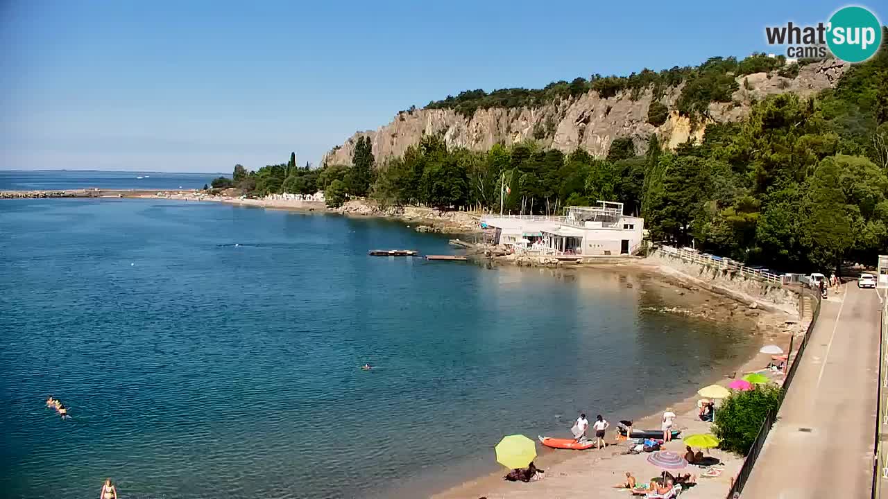 Web kamera Sistiana Uvala – Pogled uživo na marinu i zaljev