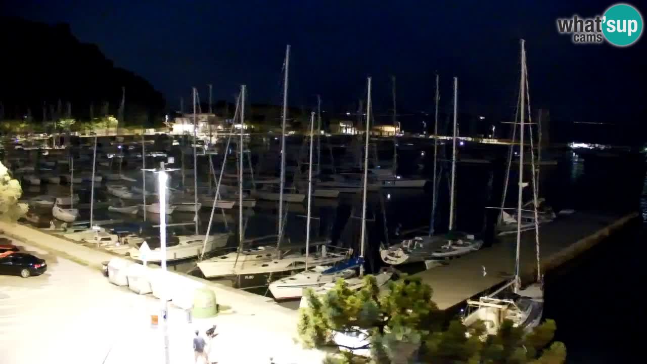 Web kamera Sistiana Uvala – Pogled uživo na marinu i zaljev