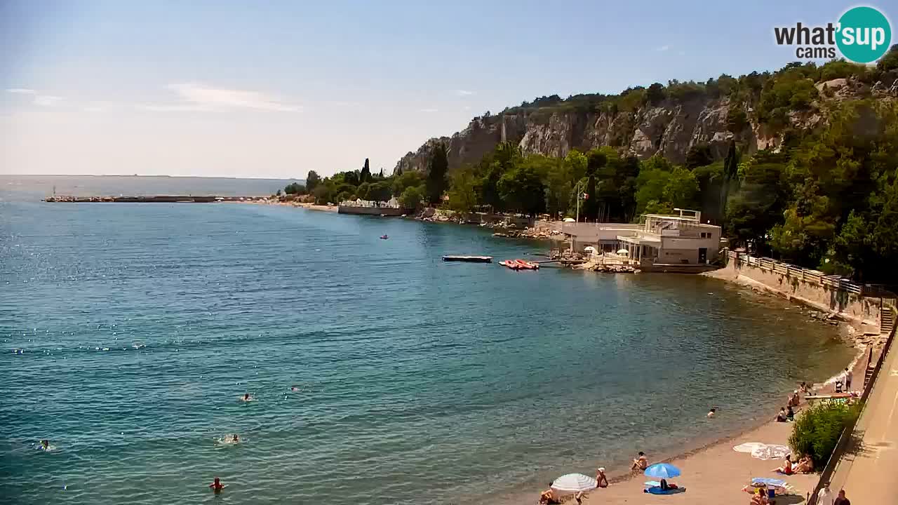 Web kamera Sistiana Uvala – Pogled uživo na marinu i zaljev