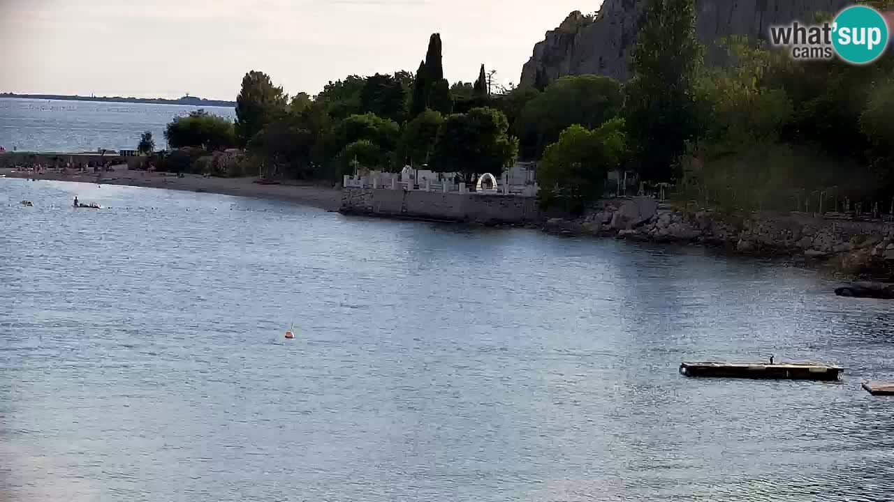 Web kamera Sistiana Uvala – Pogled uživo na marinu i zaljev