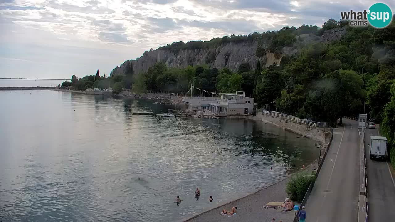 Webcam Sistiana Baia – Live View of the Marina and Gulf