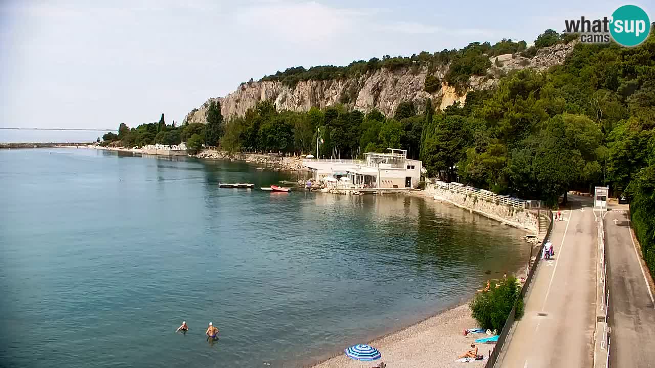 Web kamera Sistiana Uvala – Pogled uživo na marinu i zaljev
