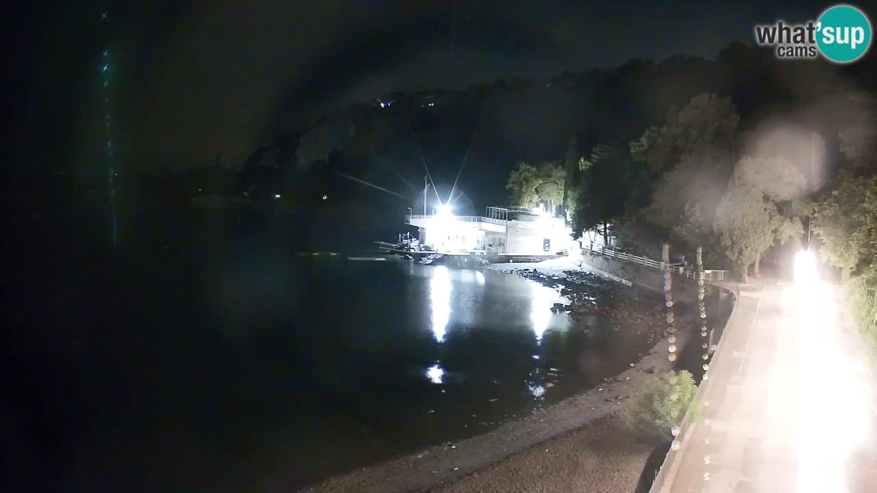 Web kamera Sistiana Uvala – Pogled uživo na marinu i zaljev