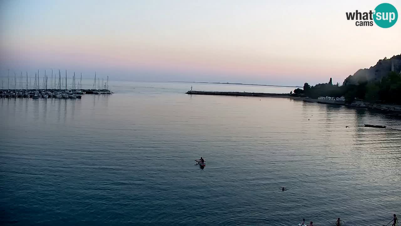 Webcam Bahía de Sistiana – Vista en directo del puerto deportivo y la costa