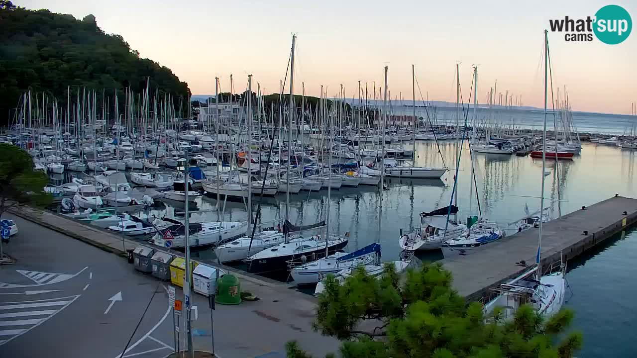 Webcam Baie de Sistiana – Vue en direct de la marina et de la baie