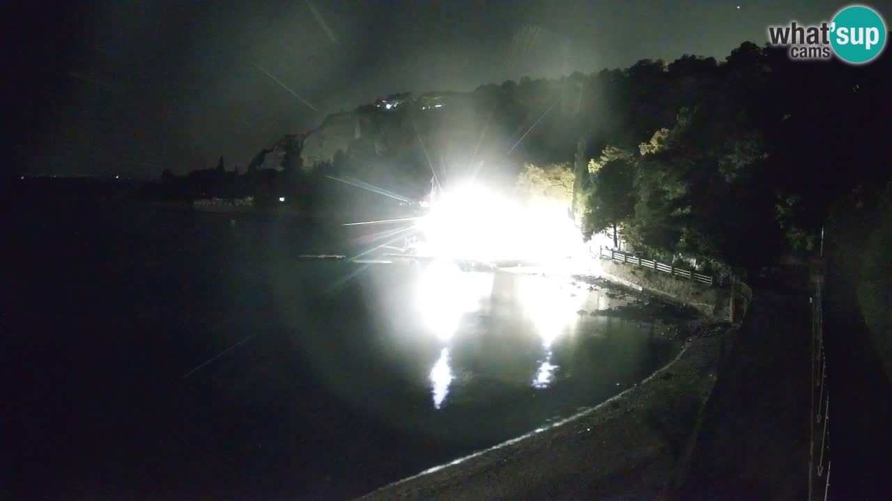 Webcam Bahía de Sistiana – Vista en directo del puerto deportivo y la costa