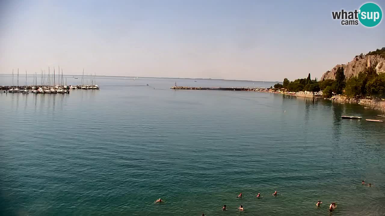 Web kamera Sistiana Uvala – Pogled uživo na marinu i zaljev