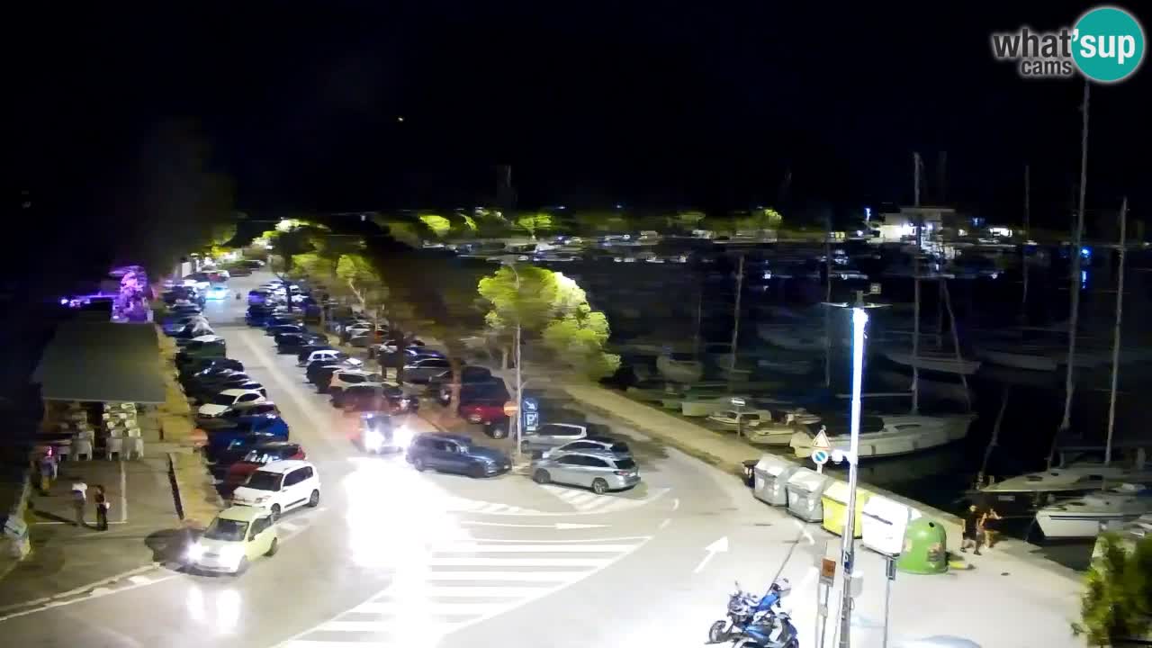 Web kamera Sistiana Uvala – Pogled uživo na marinu i zaljev