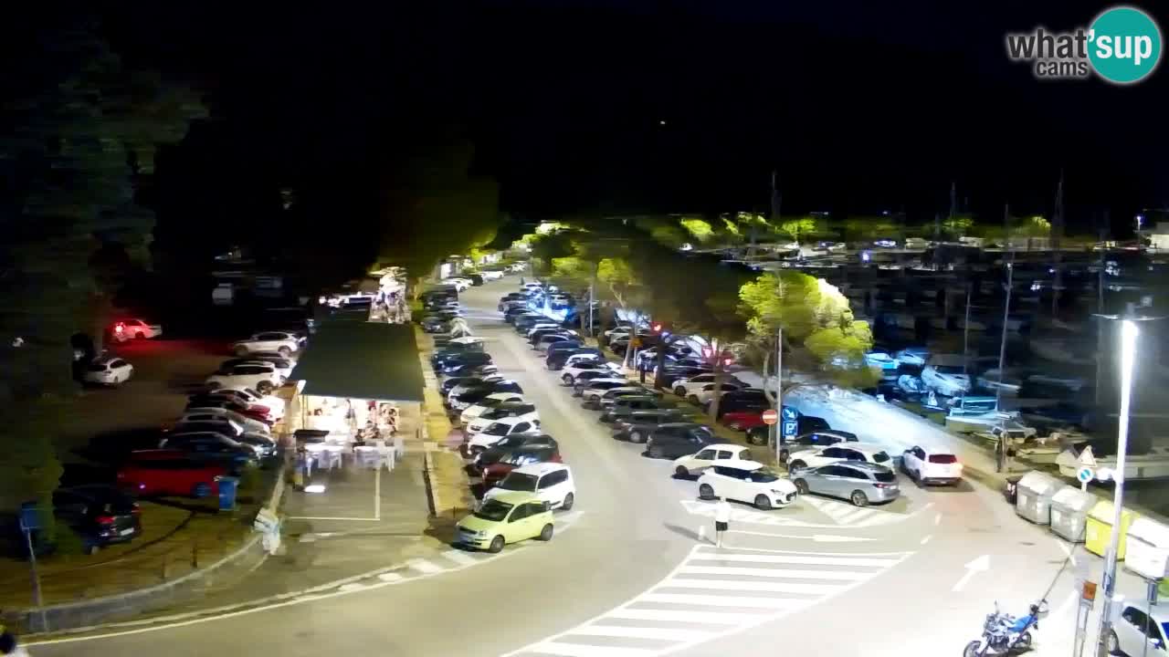 Web kamera Sistiana Uvala – Pogled uživo na marinu i zaljev
