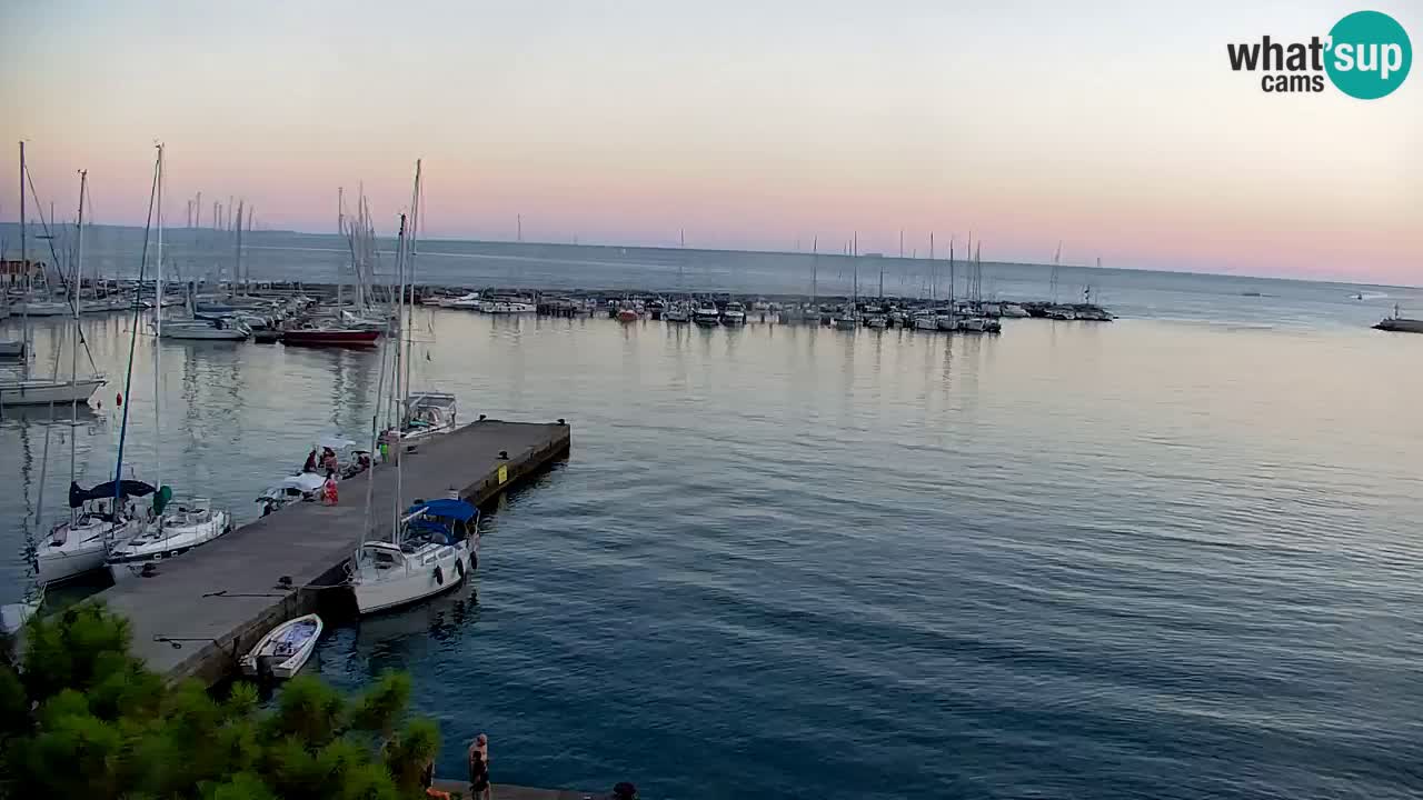 Webcam Baie de Sistiana – Vue en direct de la marina et de la baie