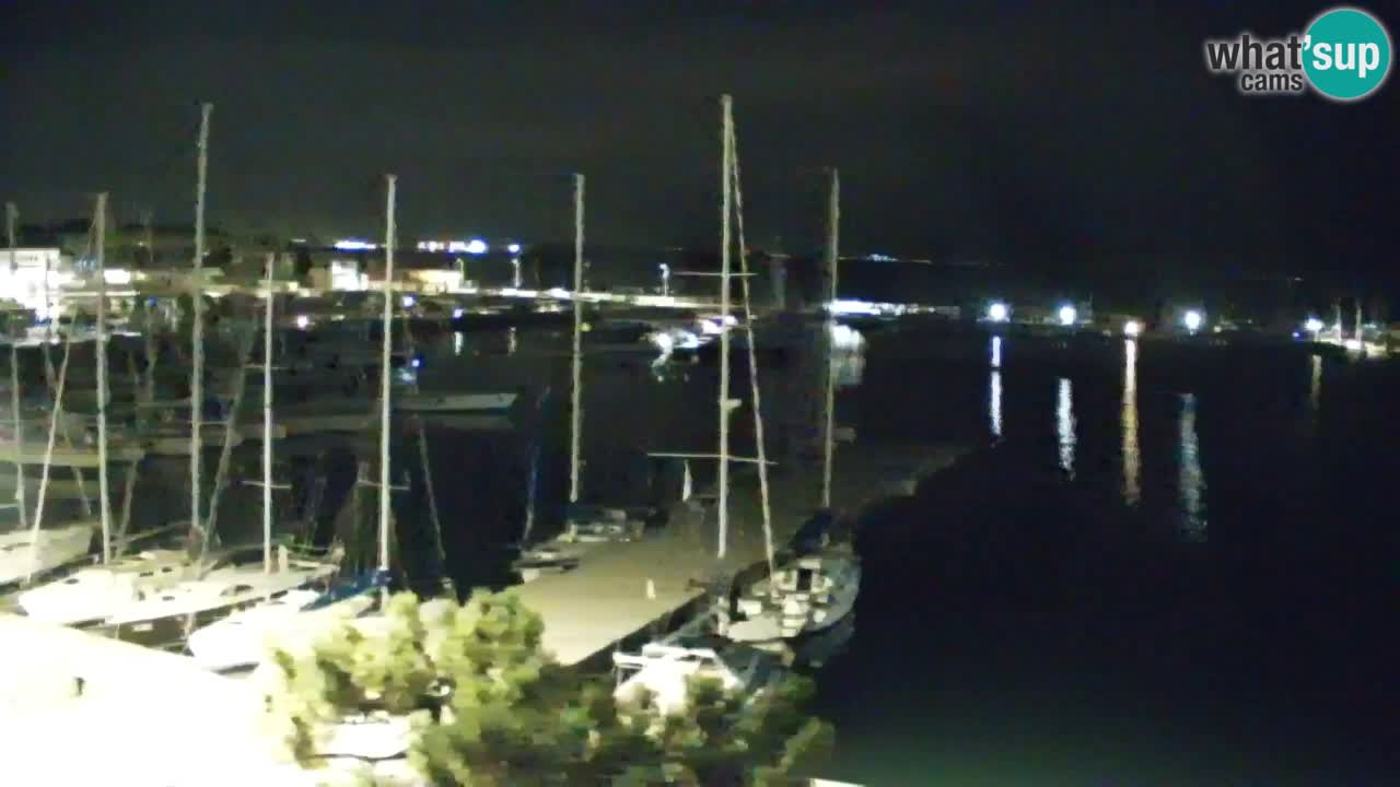 Web kamera Sistiana Uvala – Pogled uživo na marinu i zaljev
