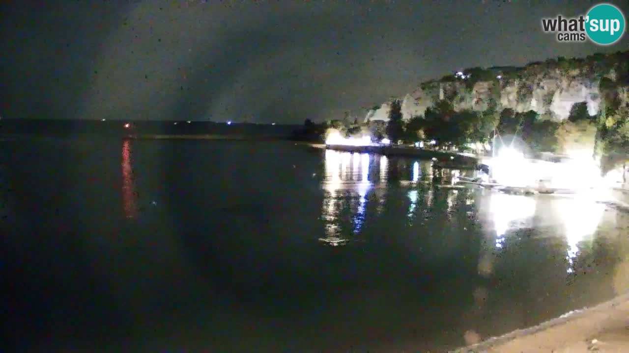 Webcam Bahía de Sistiana – Vista en directo del puerto deportivo y la costa