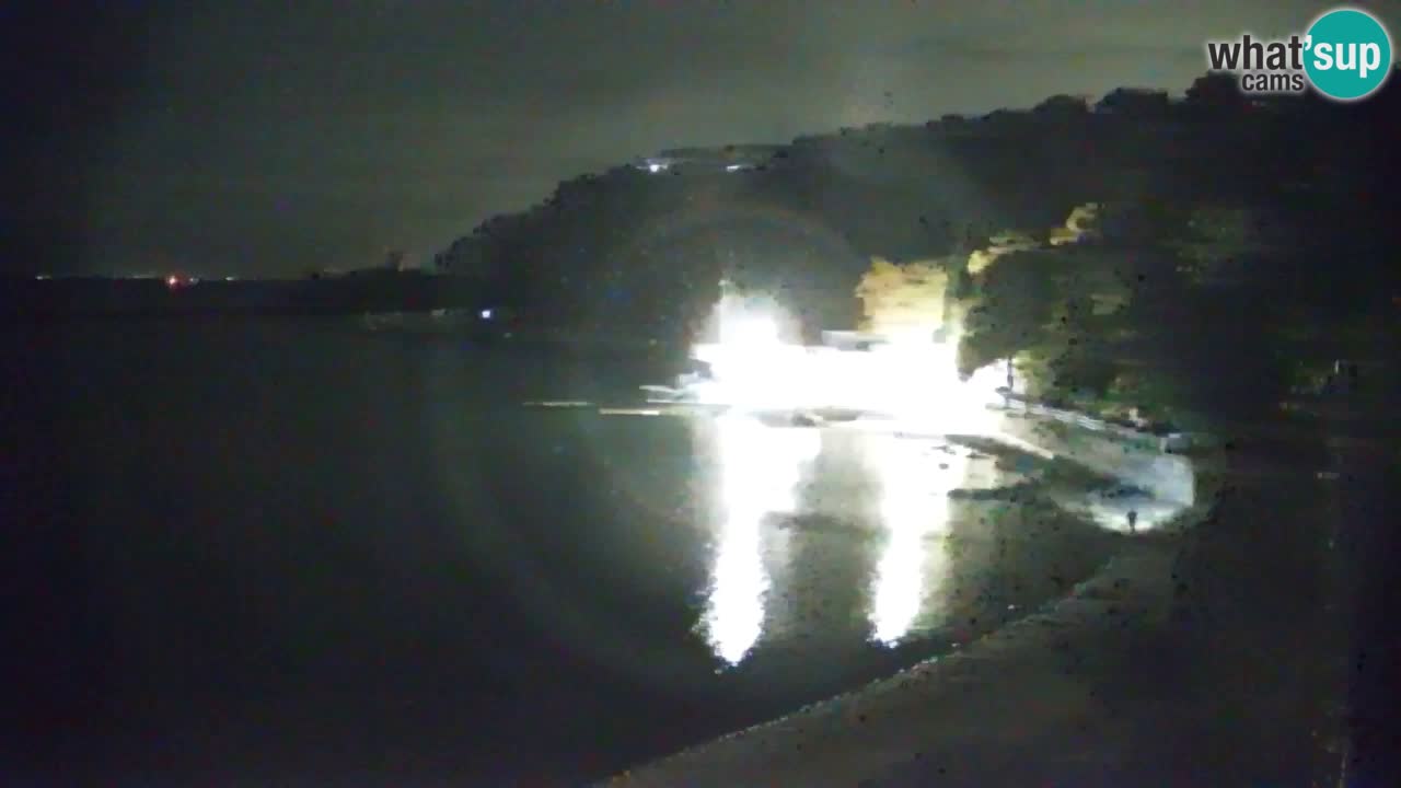 Webcam Bahía de Sistiana – Vista en directo del puerto deportivo y la costa