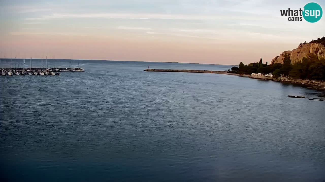 Webcam Bahía de Sistiana – Vista en directo del puerto deportivo y la costa