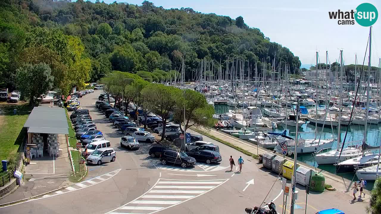 Webcam Bahía de Sistiana – Vista en directo del puerto deportivo y la costa