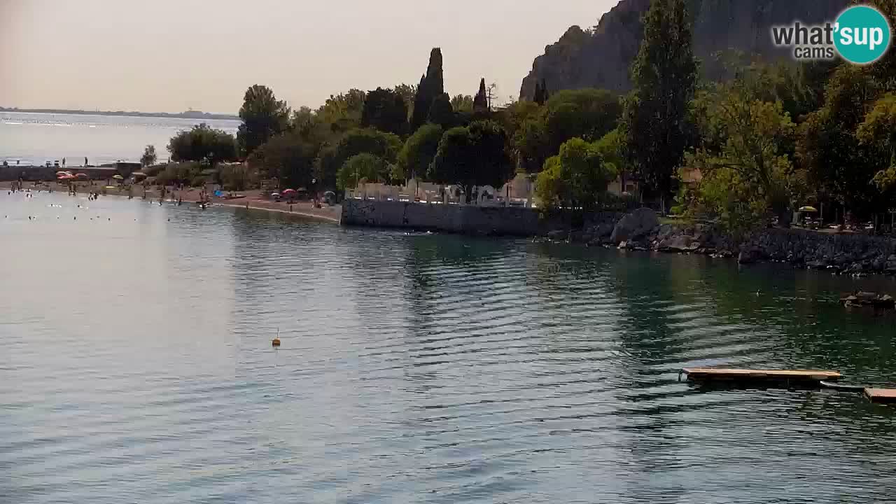 Web kamera Sistiana Uvala – Pogled uživo na marinu i zaljev