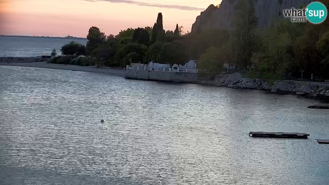 Webcam Bahía de Sistiana – Vista en directo del puerto deportivo y la costa
