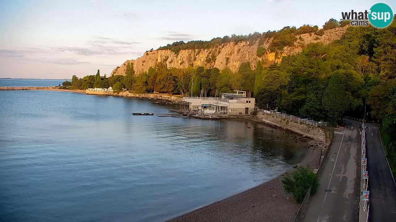 Webcam Sistiana Baia – Live View of the Marina and Gulf