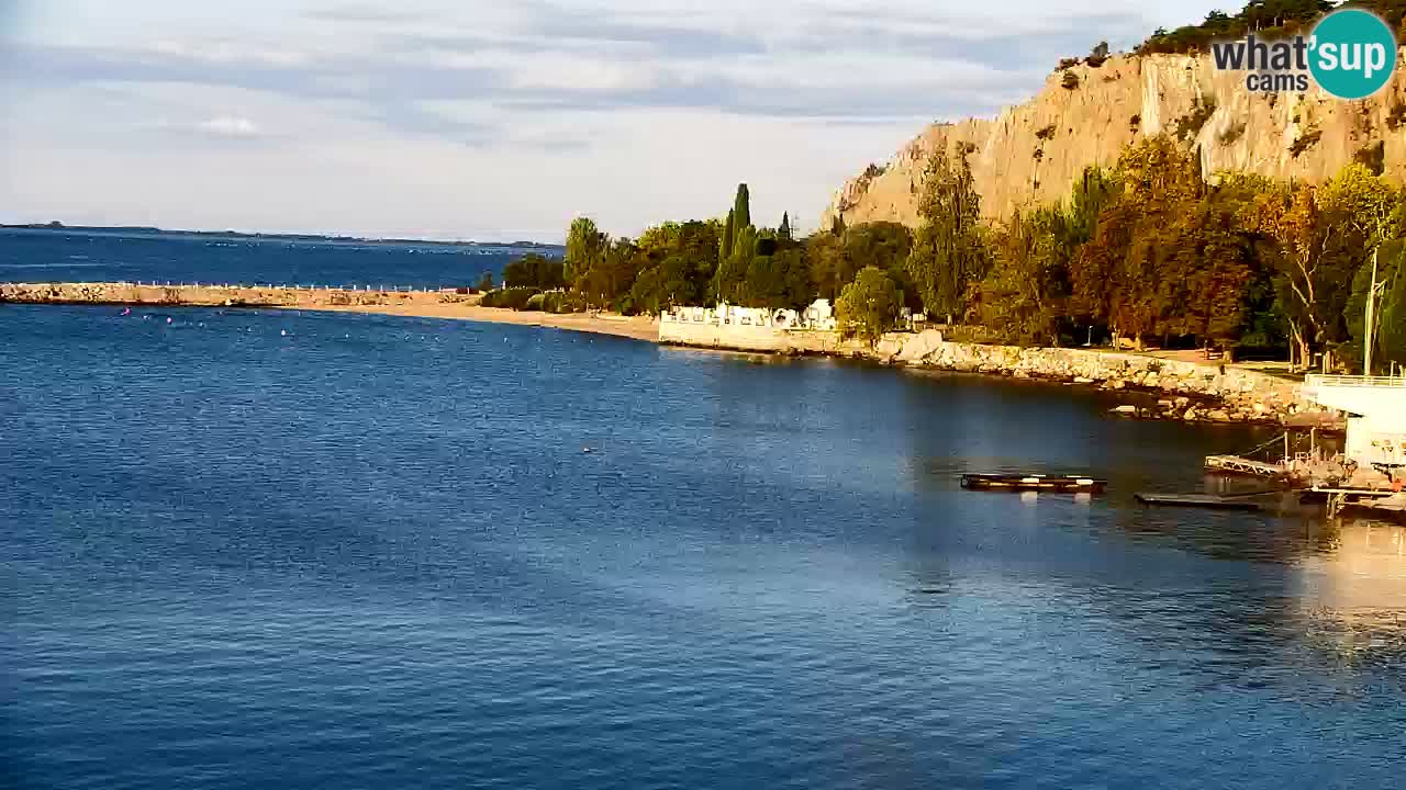 Webcam Sistiana Baia – Live View of the Marina and Gulf