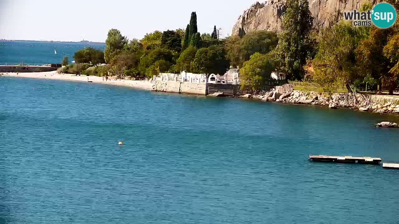 Webcam Bahía de Sistiana – Vista en directo del puerto deportivo y la costa