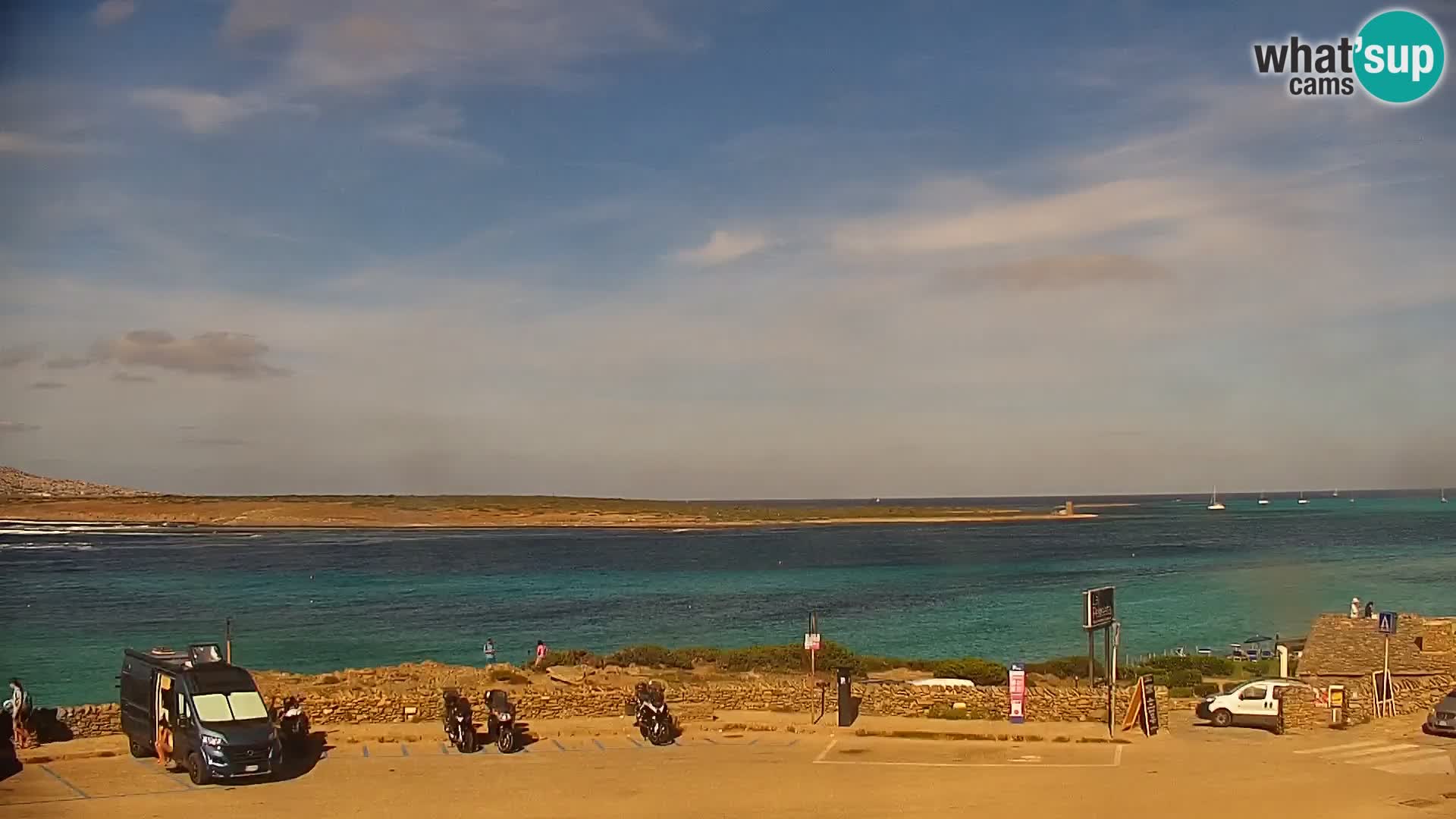 Stintino Spletna kamera v živo Plaža La Pelosa – Sardinija – Italija