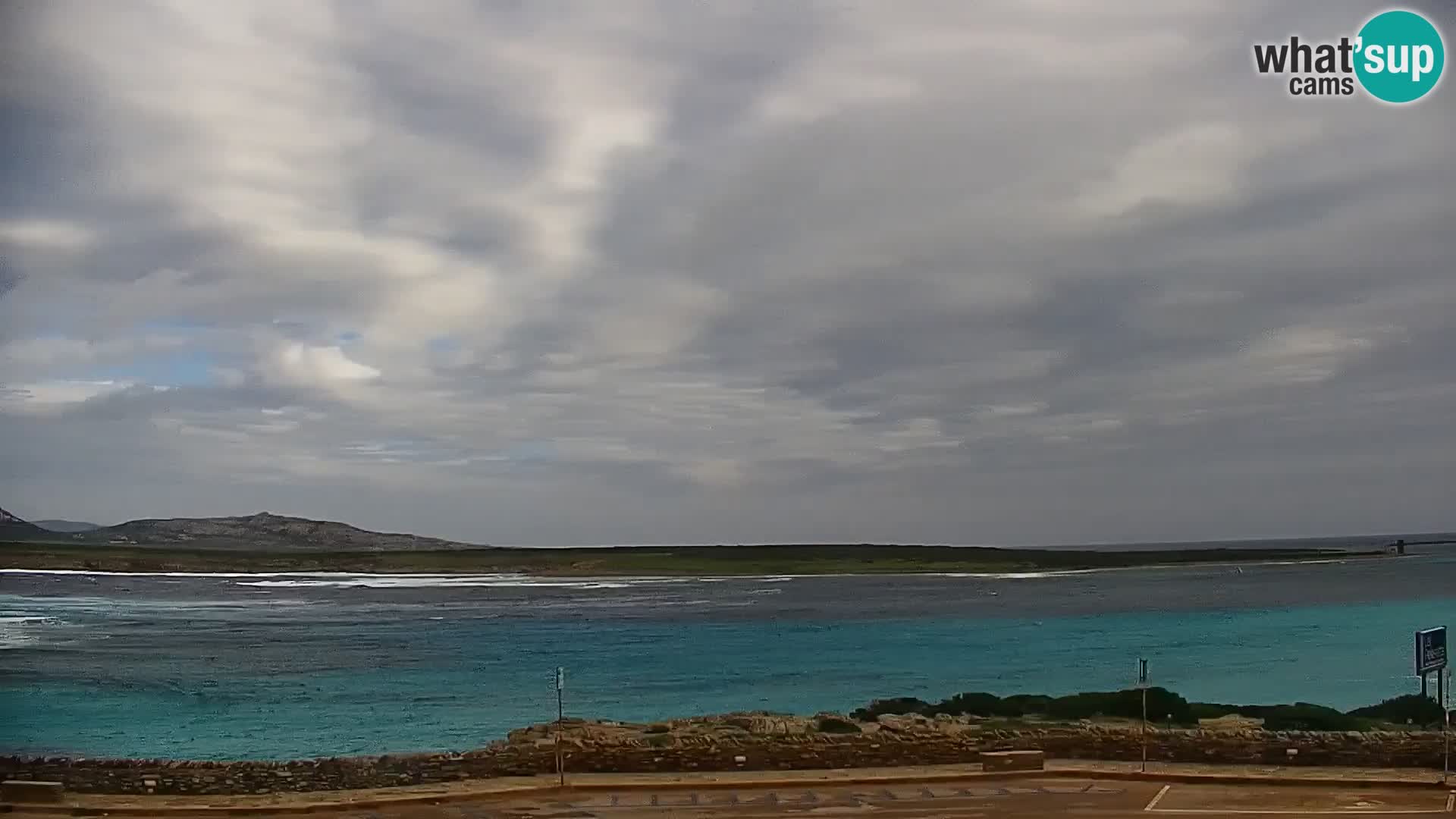 Stintino Spletna kamera v živo Plaža La Pelosa – Sardinija – Italija