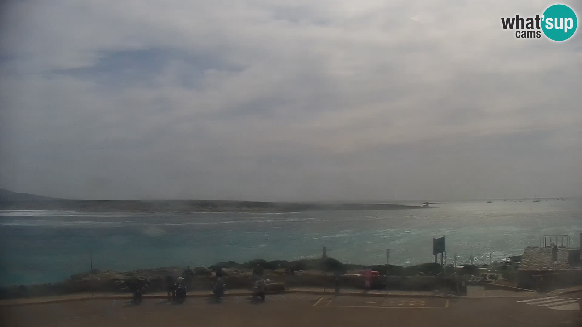 Stintino Spletna kamera v živo Plaža La Pelosa – Sardinija – Italija