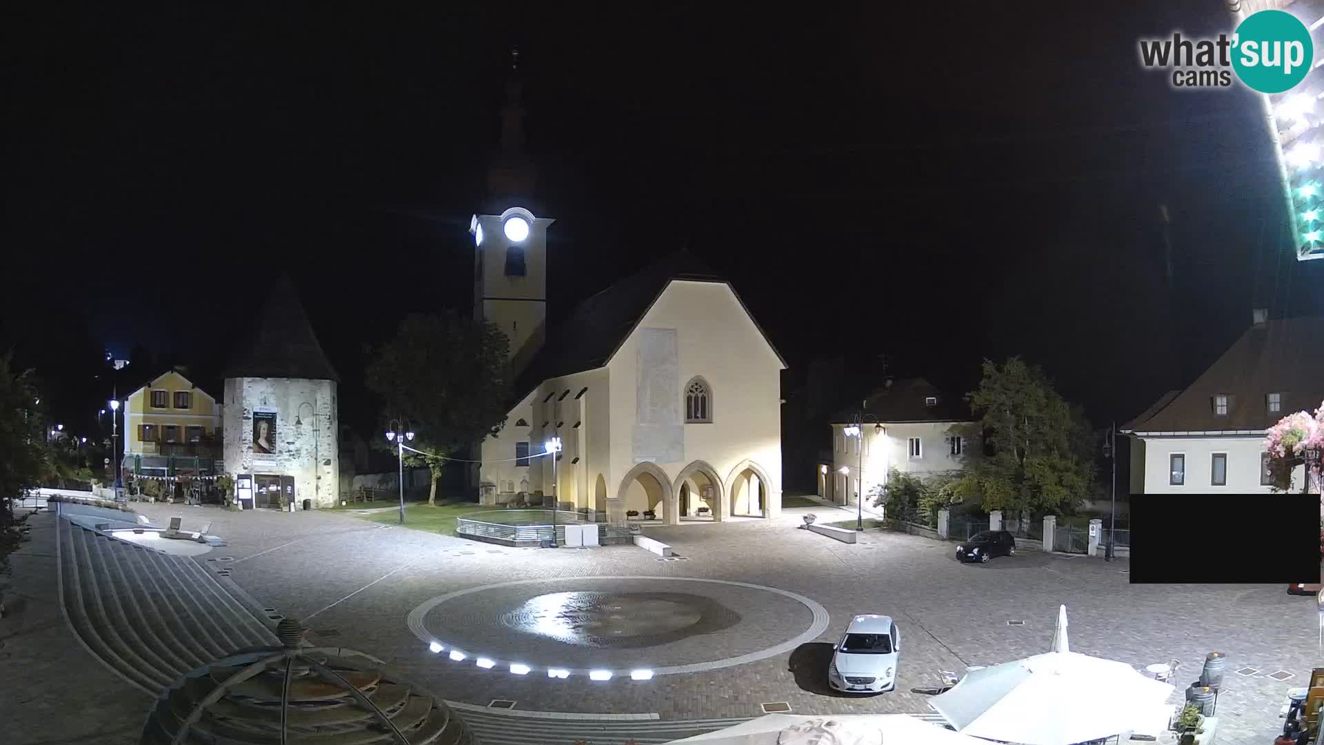 Tarvisio – plaza Unità / Iglesia SS.Pietro e Paolo Apostoli