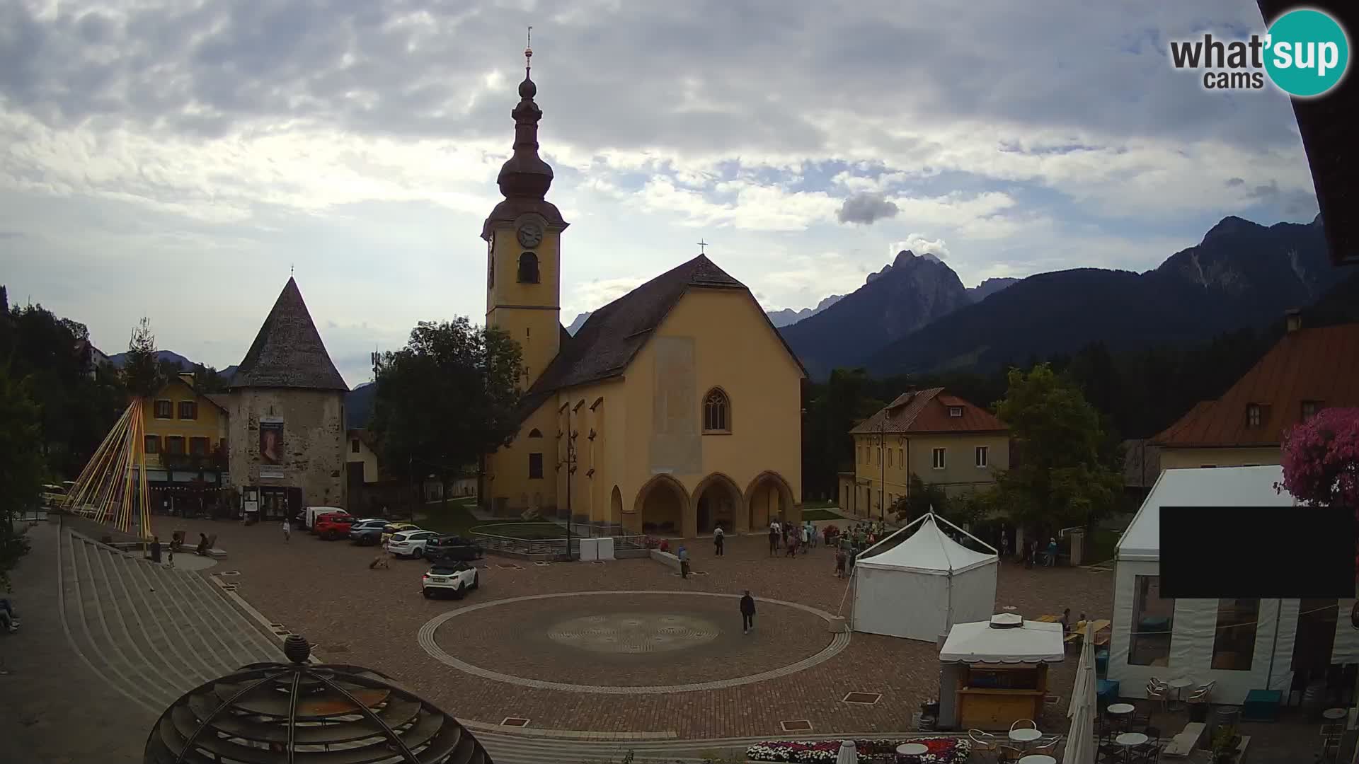 Tarvisio – Piazza Unità / Parrocchia SS.Pietro e Paolo Apostoli