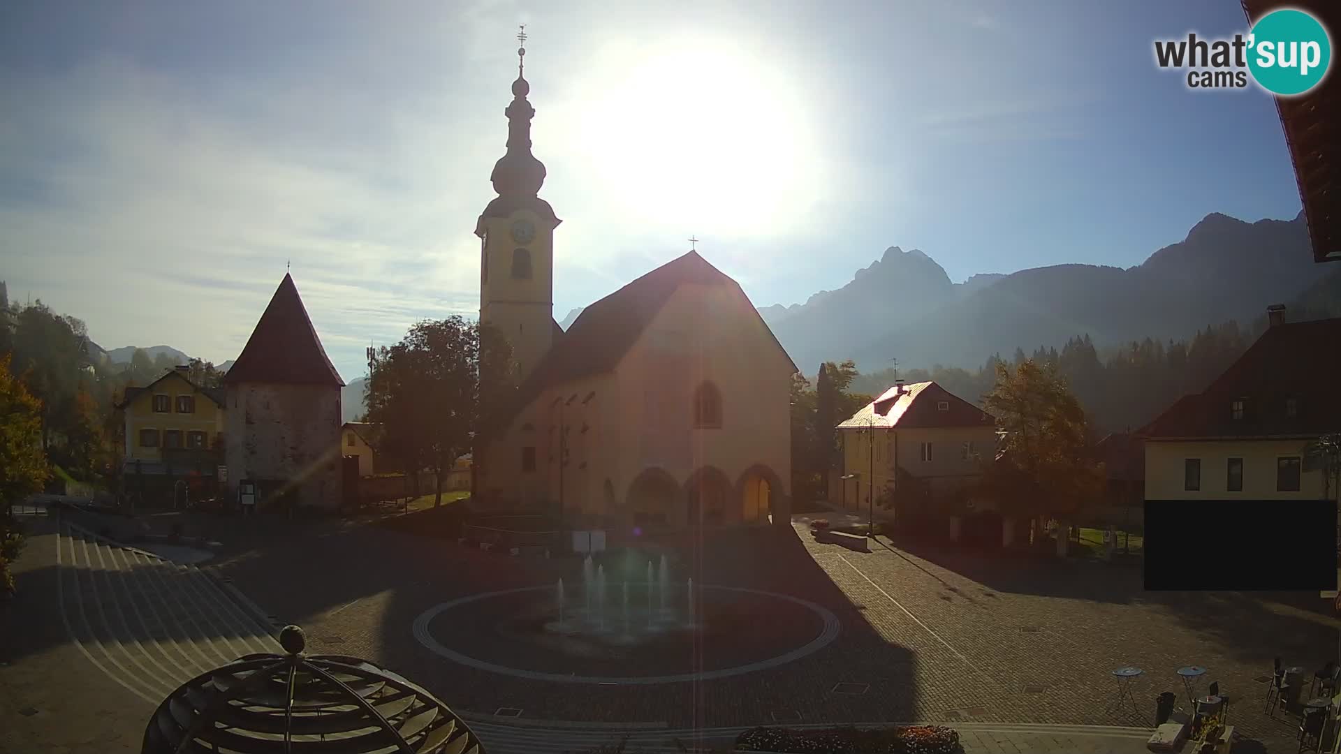 Tarvis – Platz Unità / Kirche SS.Pietro und Paolo Apostoli