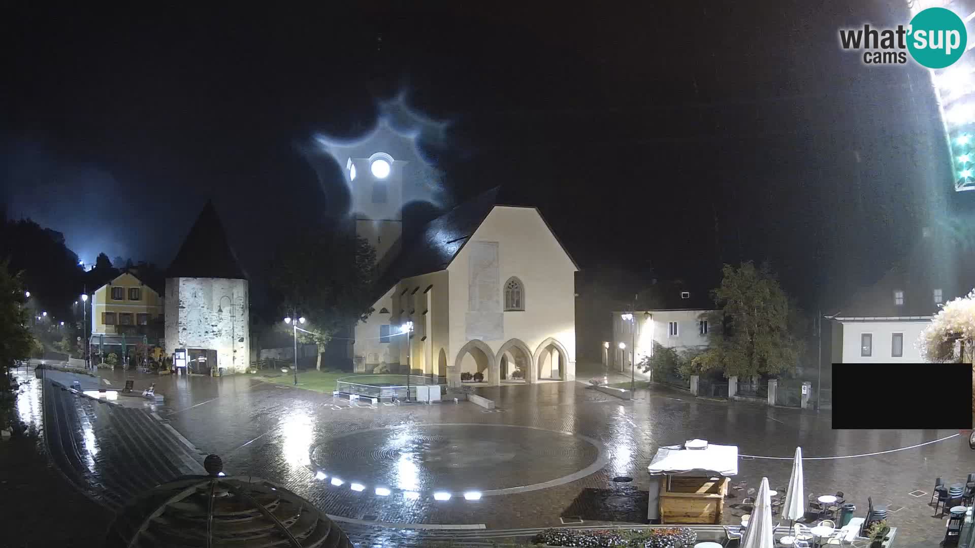 Tarvisio – plaza Unità / Iglesia SS.Pietro e Paolo Apostoli