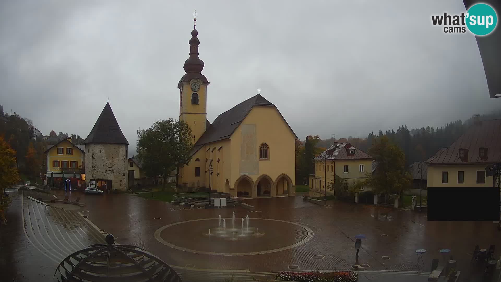 Tarvisio – plaza Unità / Iglesia SS.Pietro e Paolo Apostoli