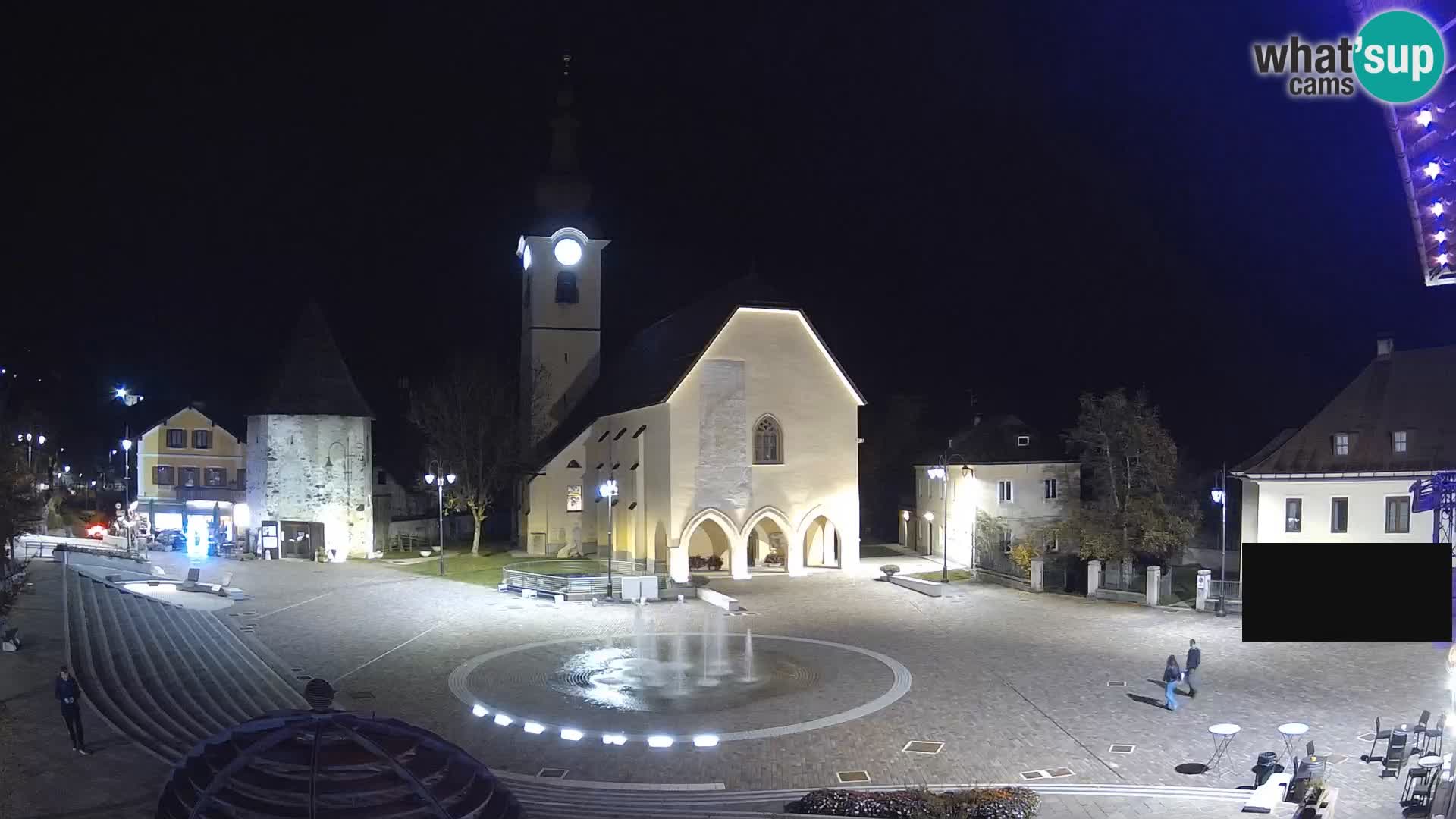 Tarvis – Platz Unità / Kirche SS.Pietro und Paolo Apostoli