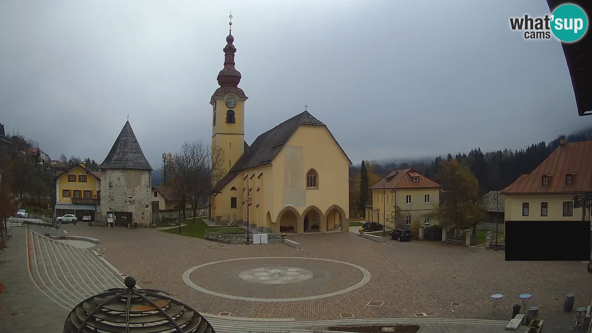 Tarvisio – Piazza Unità / Parrocchia SS.Pietro e Paolo Apostoli