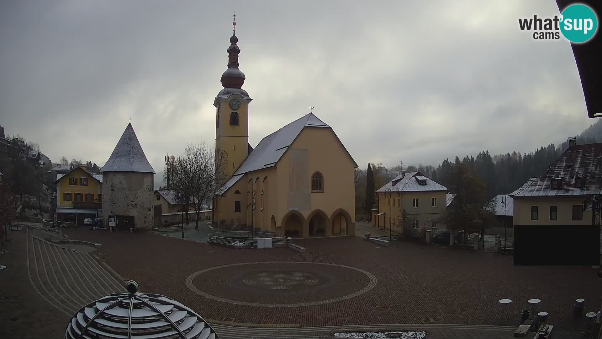 Tarvisio – Piazza Unità / Parrocchia SS.Pietro e Paolo Apostoli