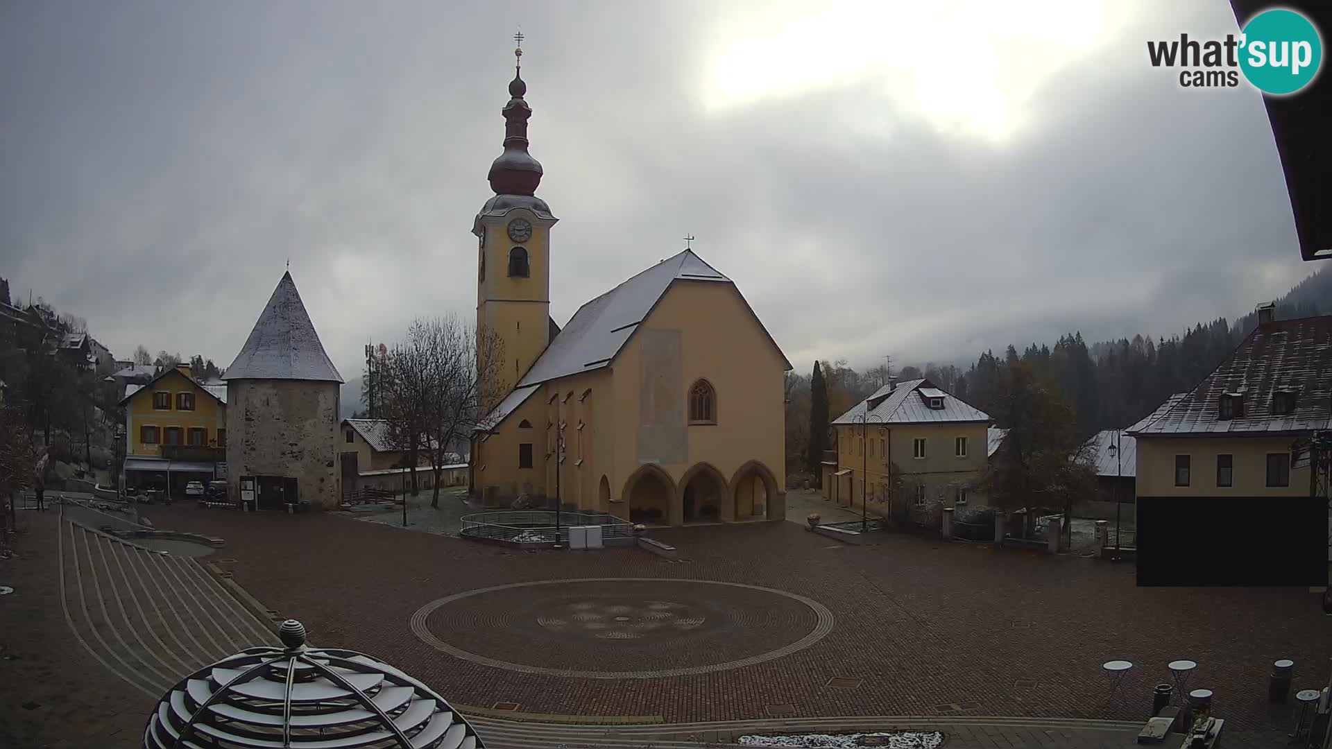 Tarvisio – Piazza Unità / Parrocchia SS.Pietro e Paolo Apostoli