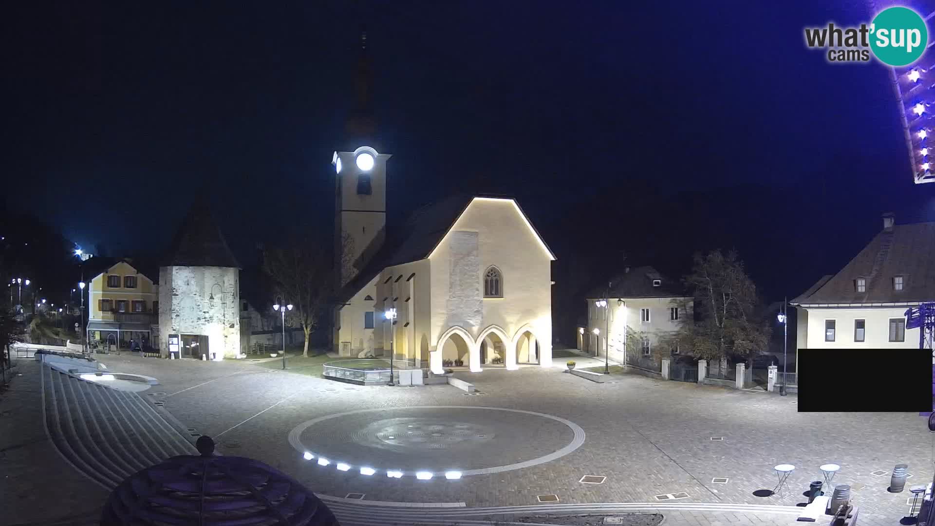 Tarvis – Platz Unità / Kirche SS.Pietro und Paolo Apostoli