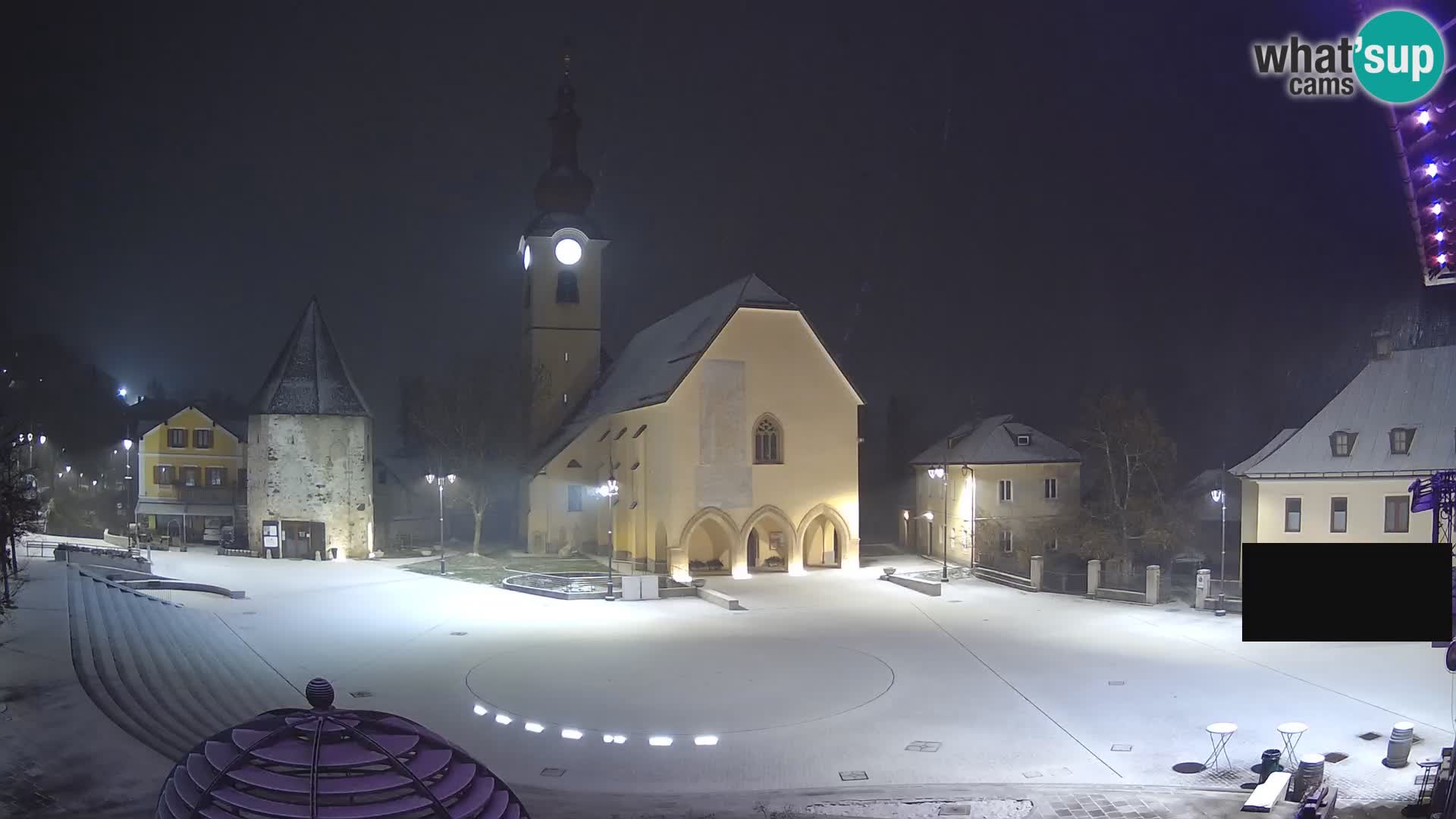 Tarvis – Platz Unità / Kirche SS.Pietro und Paolo Apostoli