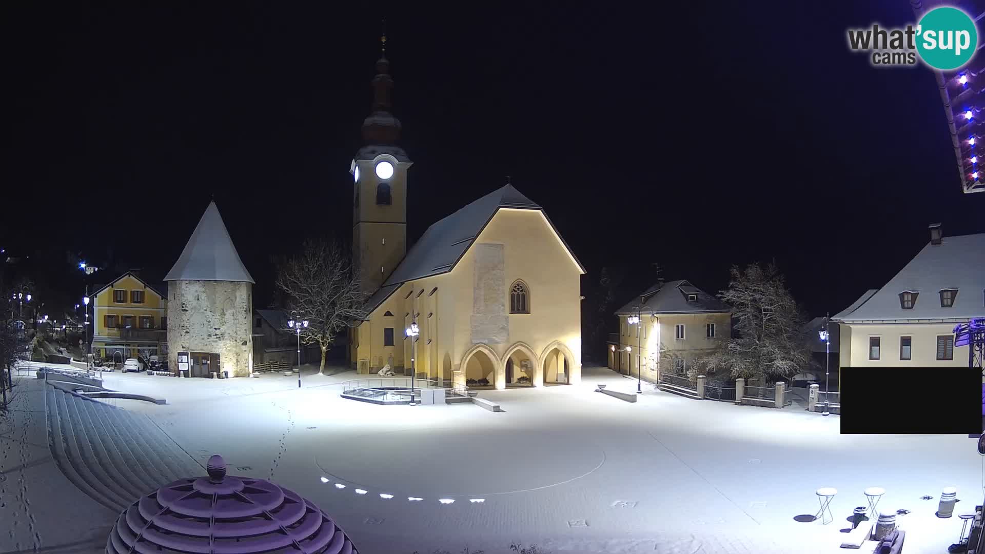 Tarvisio – plaza Unità / Iglesia SS.Pietro e Paolo Apostoli