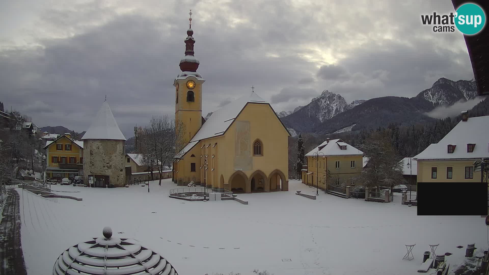 Tarvisio – Piazza Unità / Parrocchia SS.Pietro e Paolo Apostoli