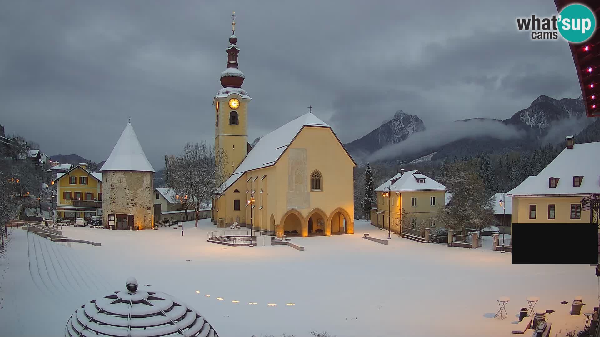 Tarvisio – Piazza Unità / Parrocchia SS.Pietro e Paolo Apostoli