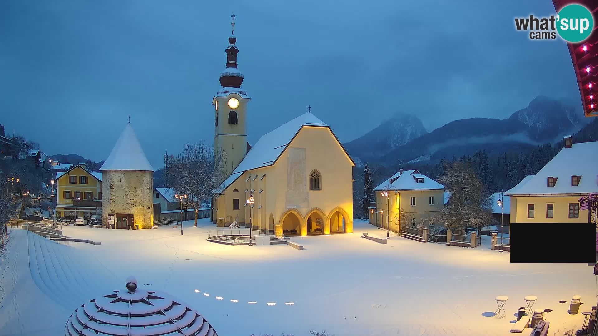 Tarvisio – Piazza Unità / Parrocchia SS.Pietro e Paolo Apostoli