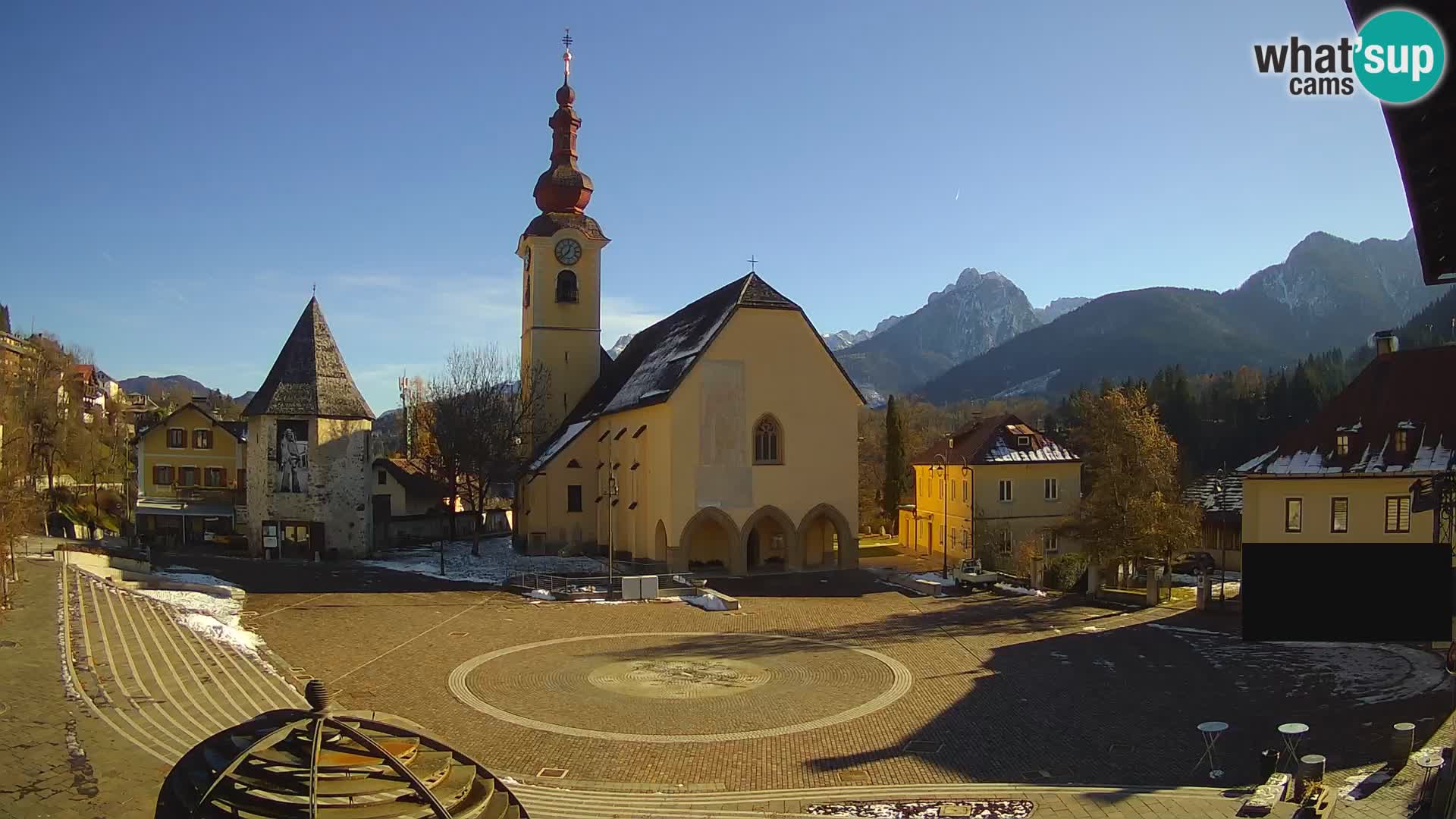 Tarvisio – Piazza Unità / Parrocchia SS.Pietro e Paolo Apostoli